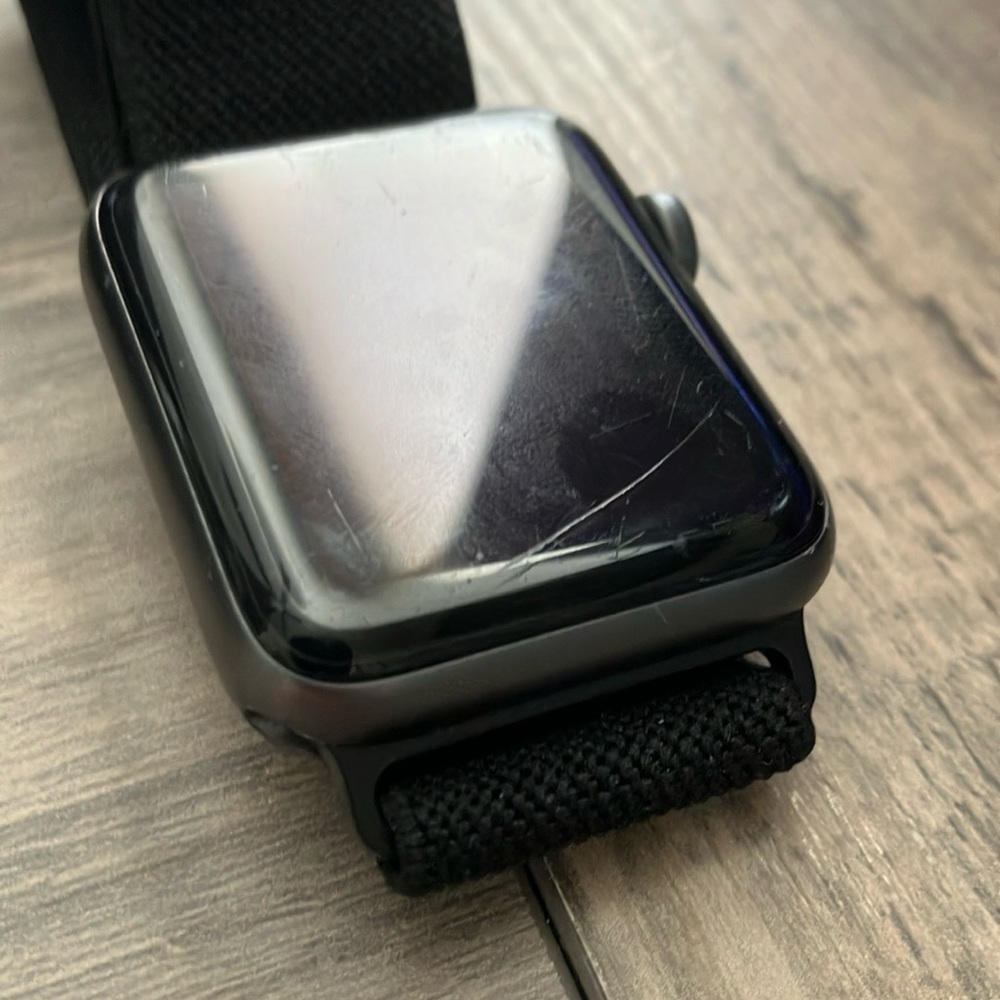 Apple Watch Series 2 Nike - Picture 2 of 2